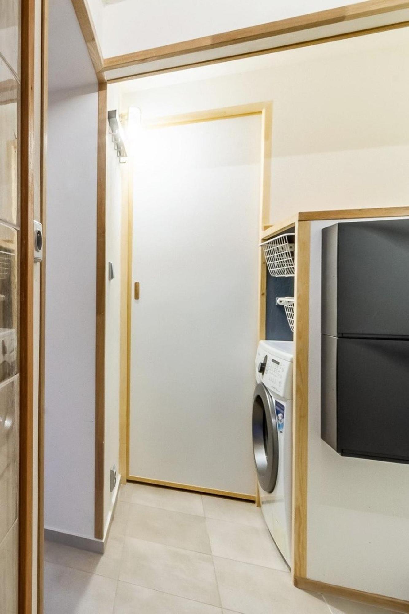 Cute Studio Apartment *